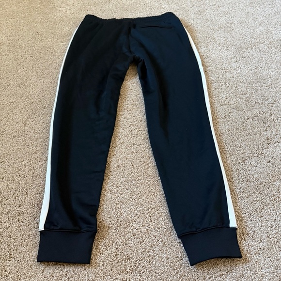 Puma Men's Black Jacket and Sweats Size L-XL Relaxation Warm Casual Lounge‎ - Picture 3 of 12